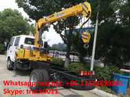 ISUZU 4*2 double cabs 2.5tons XCMG telescopic boom mounted on truck for sale, best price ISUZU truck with XCMG crane