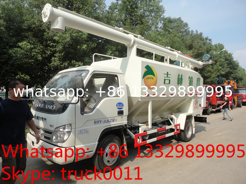 forland RHD mini bulk lickstock and poultry feed transported truck for sale, best price 4tons animal feed pellet truck