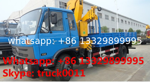 factory direct sale best price CLW truck with boom crane, Hot sale dongfeng 170hp 6tons truck with folded crane