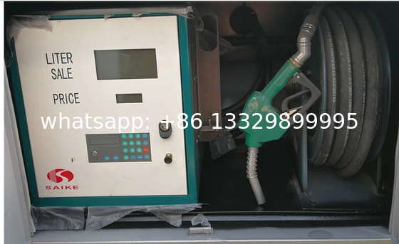 SINO TRUK HOWO 4*2 light duty 5cbm Bulk oil petrol tanker vehicle for sale, Good quality HOWO oil refueler vehicle