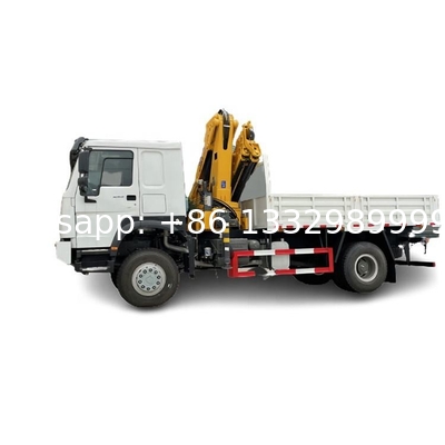 Customized SINO TRUK HOWO 5T knuckle crane boom mounted on cargo truck for overseas clients for sale