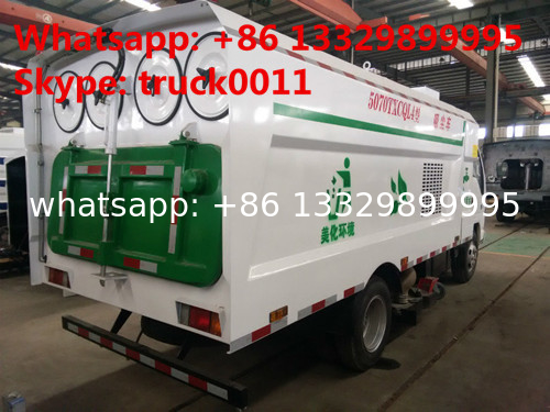 CLW5060TSLQ4 JAPAN brand ISUZU 4*2 LHD road sweeper truck for sale, best price ISUZU 120hp Euro 4 street sweeping truck