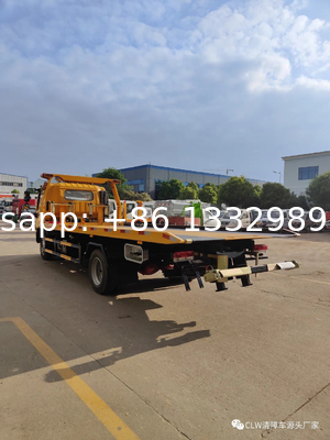 Skid-Proof Rollback Tow Truck with Hoist Operation On Both Sides of Truck and Remote Control Available
