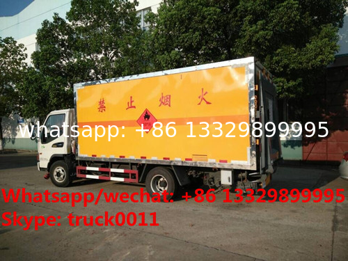 Dongfeng LHD 4*2 gas cylinder transportation truck for sale, best price dongfeng van truck for carrying gas cylinders