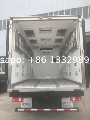 good quality factory direct sale price SINOTRUK HOWO poultry day old chicks transported vehicle babychick van truck