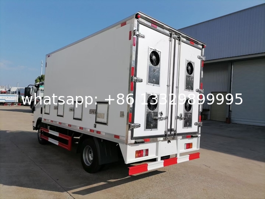 High quality and best price JAPAN ISUZU diesel smaller farm-oriented and livestock poultry day old chicks truck