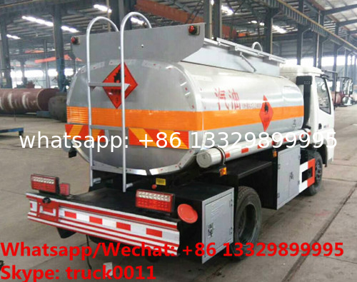 China wholesale cheapest price mini 2,000Liters Shifeng Brand 4*2 LHD fuel tank truck, smallest oil tank vehicle