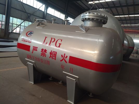 CLW brand 5.5m3 2.3tons bulk lpg gas transported truck for sale, factory sale best price 2.5tons propane gas tank truck