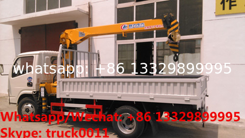 Customized wholesale best price dongfeng 4*2 LHD 2tons telescopic boom mounted on cargo truck for sale, truck with crane