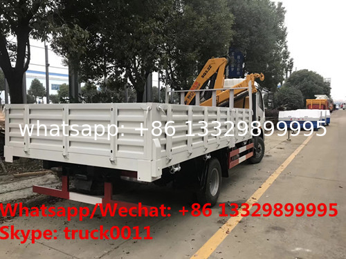 Factory direct sale best price dongfeng 120hp 3.2tons folded crane boom mounted on truck, 3.2T folded truck with crane