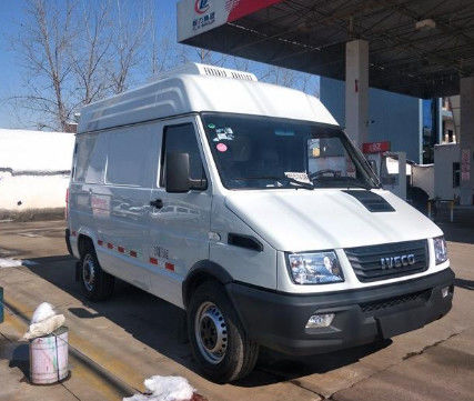 HOT SALE!  brand 4*2 diesel mini refrigerated van truck, cold van box truck for sale, frozen van truck for sale