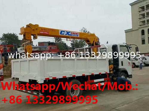 High quality and best price SINO TRUK 3.5TONS cargo truck with crane for sale, cheaper price mobile truck with crane