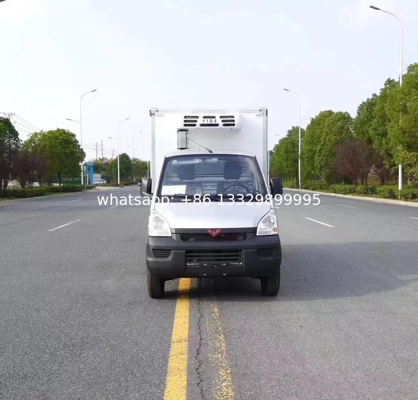 Factory sale direct sale good quality WULING 4*2 mini refrigerated truck 1.5T loading capacity cold van boxx body truck
