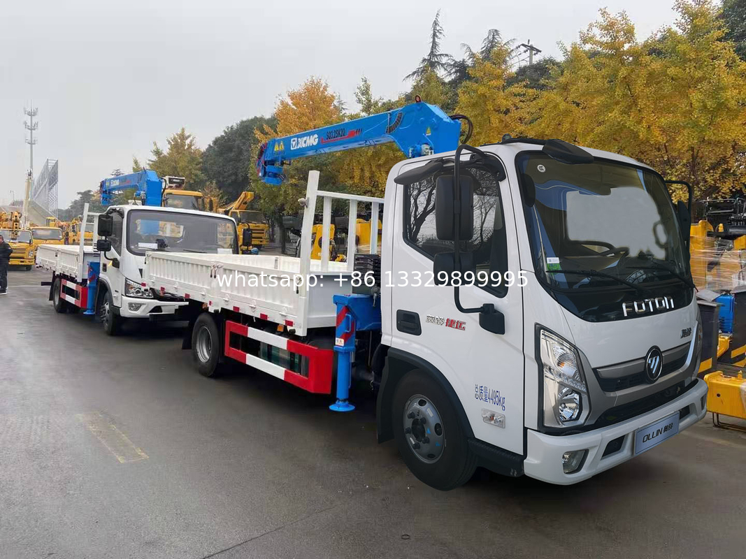 Factory sale good price FOTON 3.2T telescopic crane boom mounted on cargo truck, Best cargo truck with crane for sale